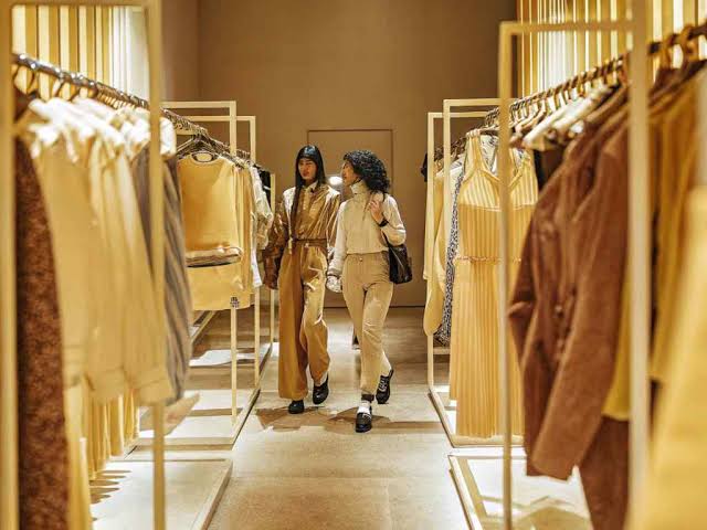 WOMEN CLOTHES